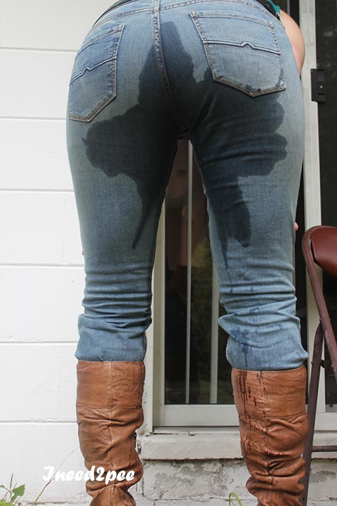480px x 720px - In jeans piss - Best porno